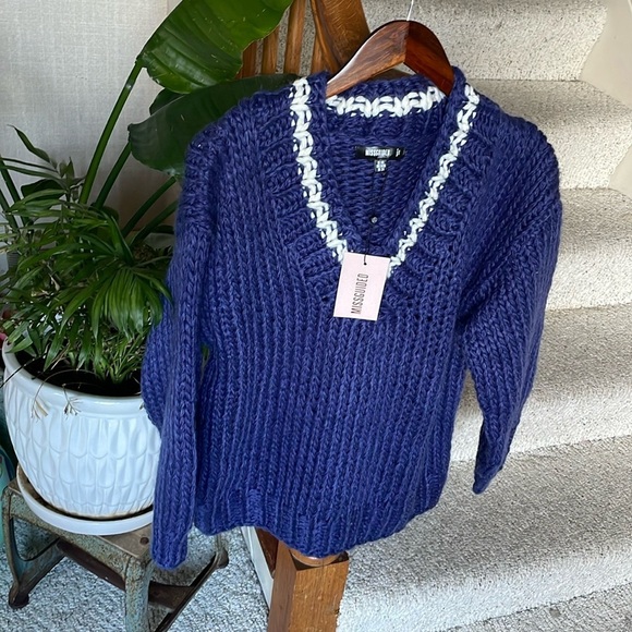 NWT Misguided Chunky V Neck Knit Sweater - Picture 2 of 9